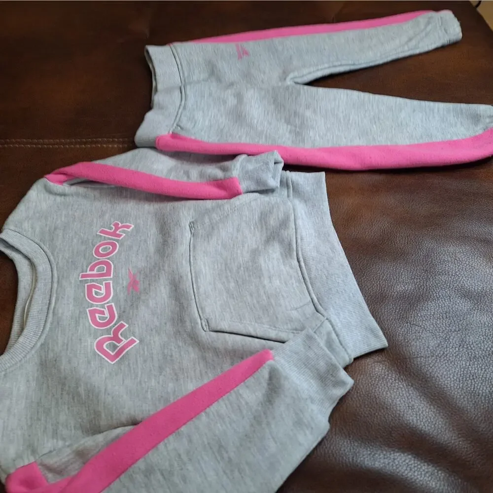 Reebok Toddler Girls 2 Piece Fleece Sweatshirt Jogger Set Gray Pink EUC - 24M